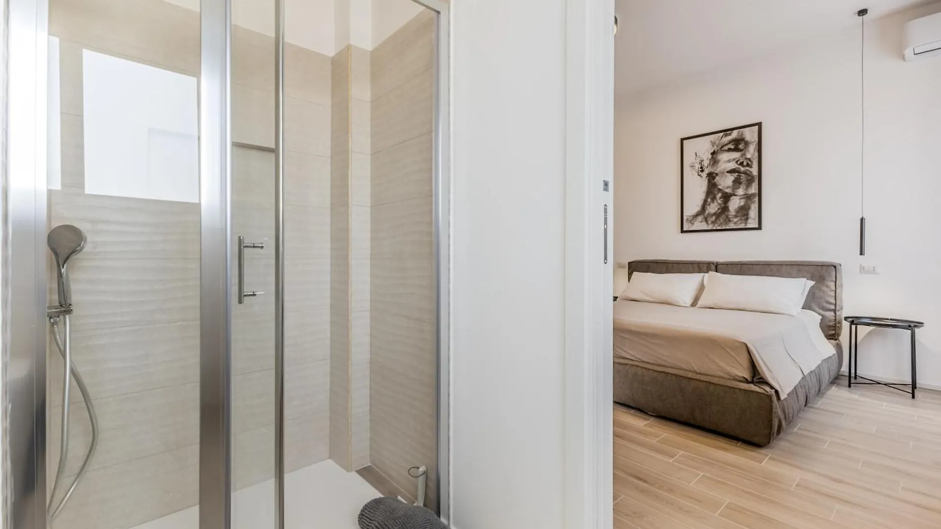 Domus Urbe Piramide Apartment Rome
