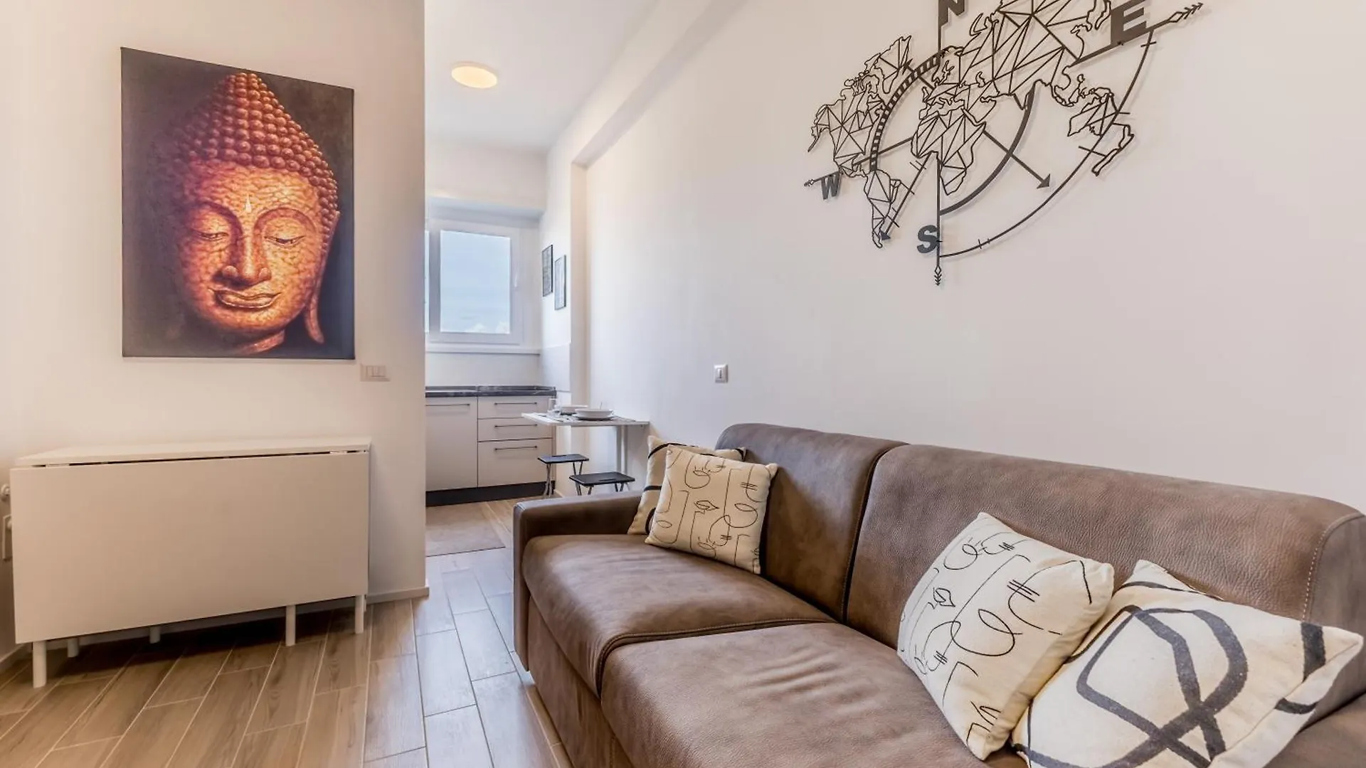 Domus Urbe Piramide Apartment Rome